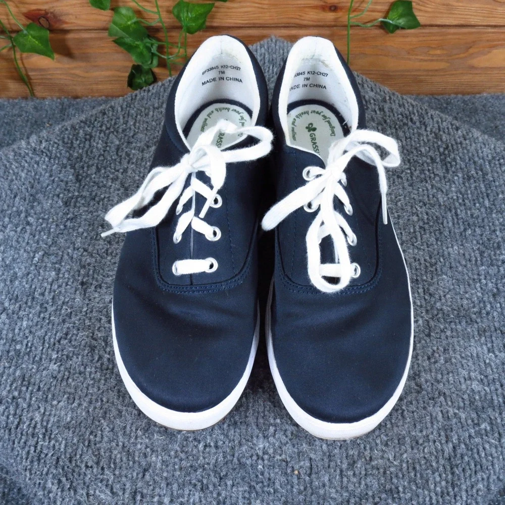 Grasshoppers Janey II Women Sneaker Size 7 Walking Navy Blue Textile Lace Up